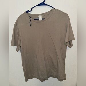 H&M TAN TSHIRT